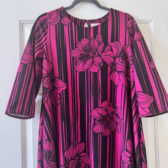 Karen-T Designs Women's Floral Vintage Maxi Dress - Picture 3 of 8